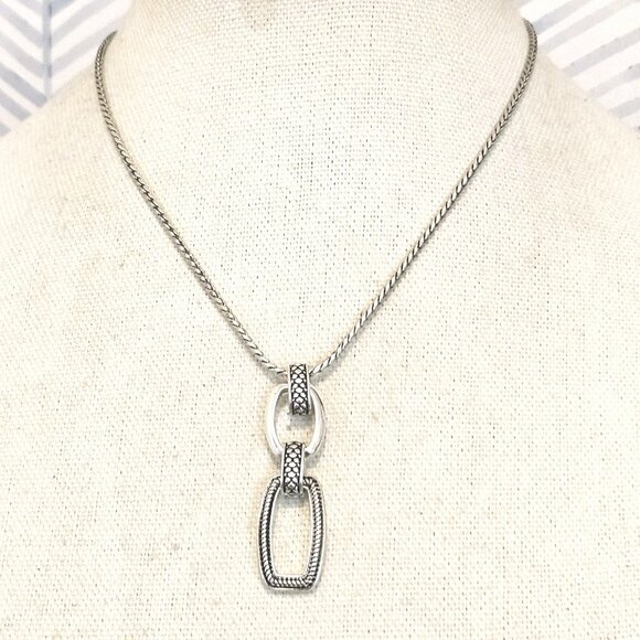 Napier Silver Tone Chain Rectangle Ring Pendant 18" Necklace - Picture 1 of 3